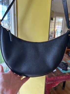 Madewell Leather Crescent Shaped Purse Black Leather
